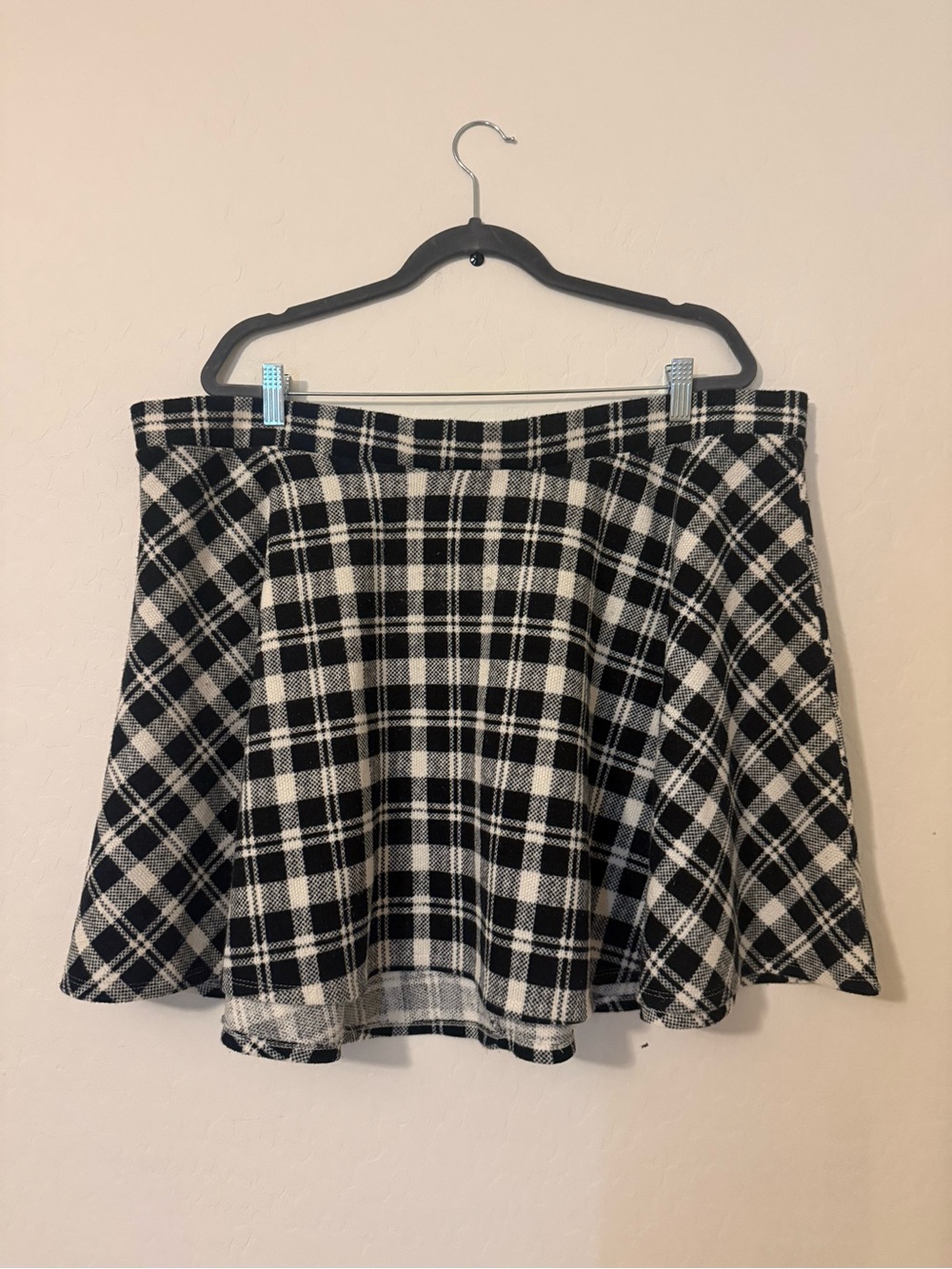 Black and White Plaid A-Line Skirt